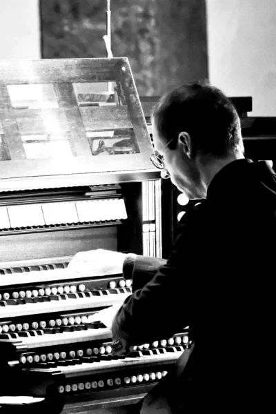 Organist-Joachim-Thoms